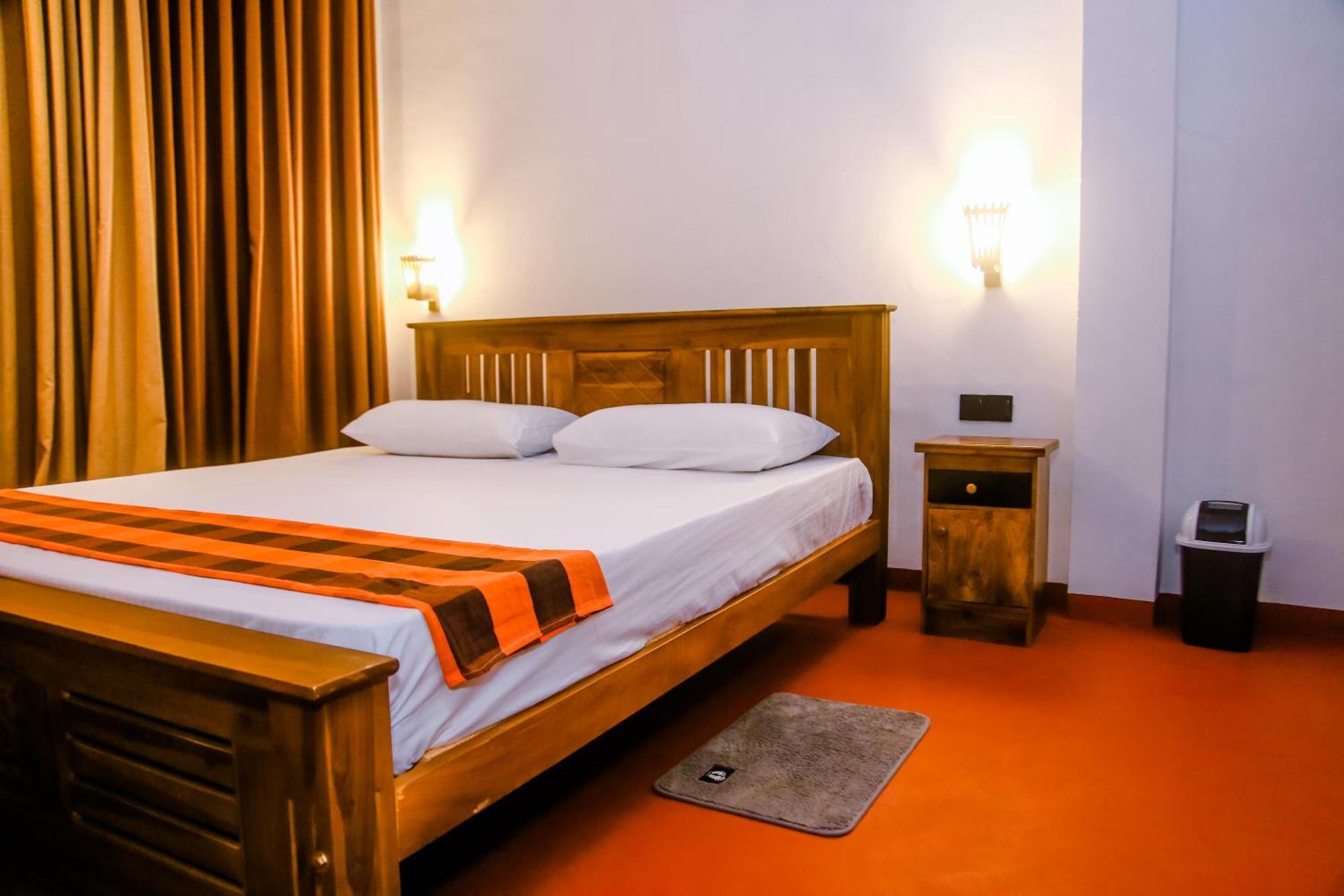 Bed and Breakfast Little Angels Mirissa Exterior foto